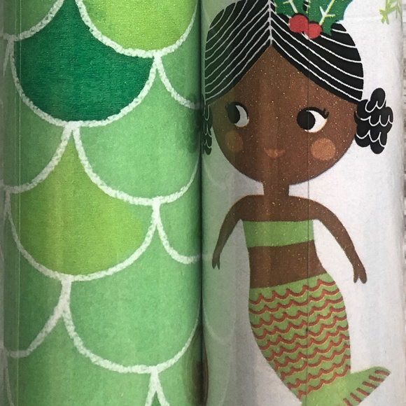 Merry Mermaid Christmas Gift Wrapping Paper Set - Picture 3 of 7